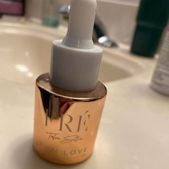 I am loved face oil! - Picture 2 of 3